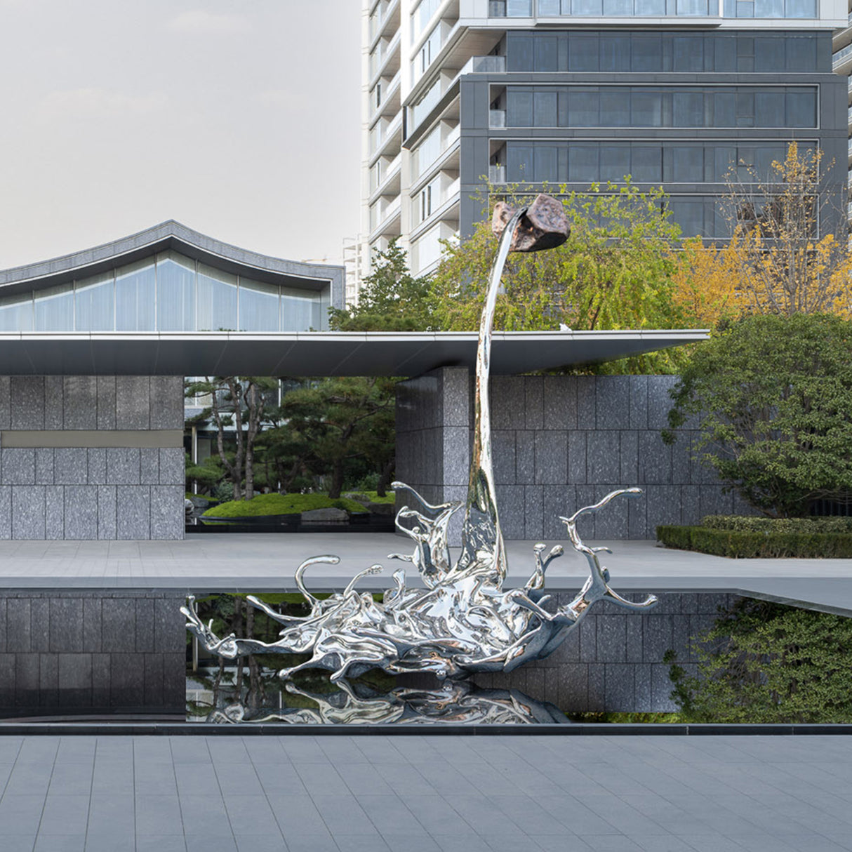 PREMIER Metal Art Sculpture Stainless Steel Splashing Water Frozen in Time Garden Sculpture PSSS-019-Stainless Steel Sculpture-PREMIER SCULPTURE