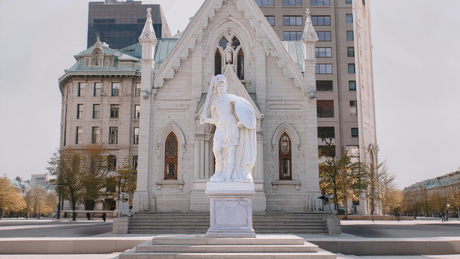 Understanding the Differences Between Baroque Sculpture and Classical Sculpture