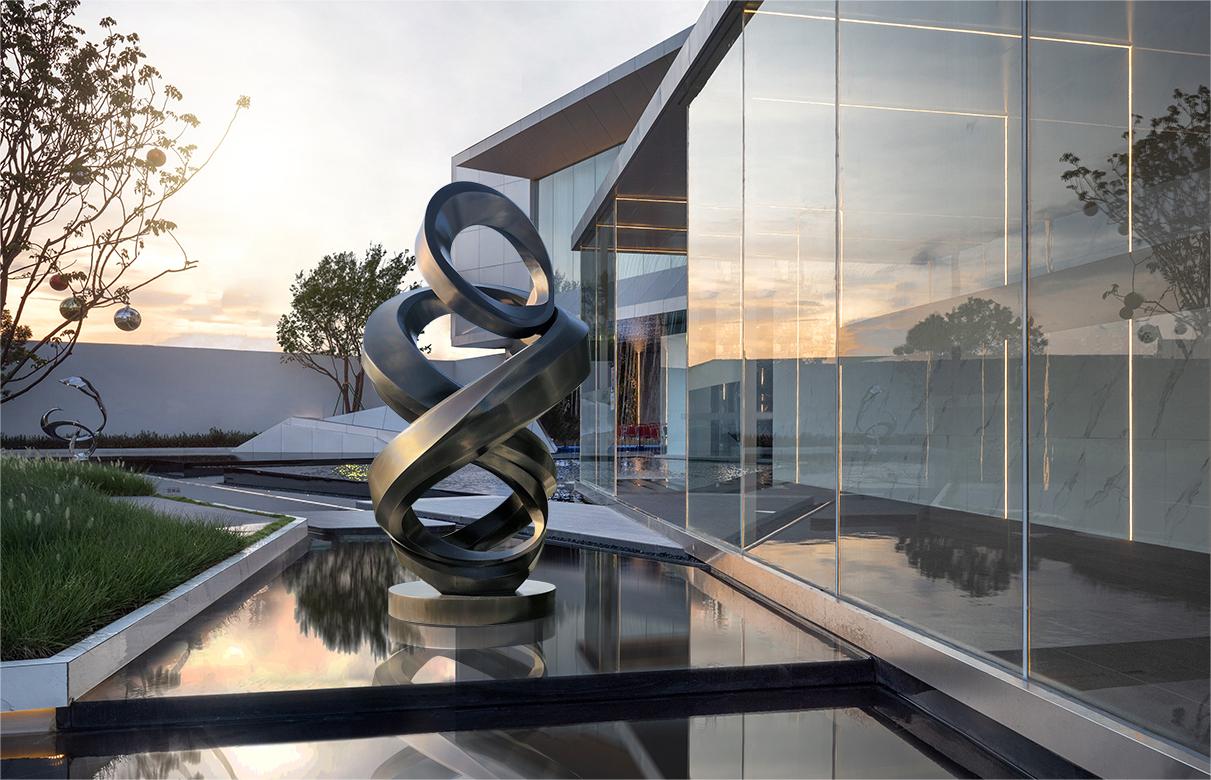 Large-Scale Outdoor Sculpture Decor