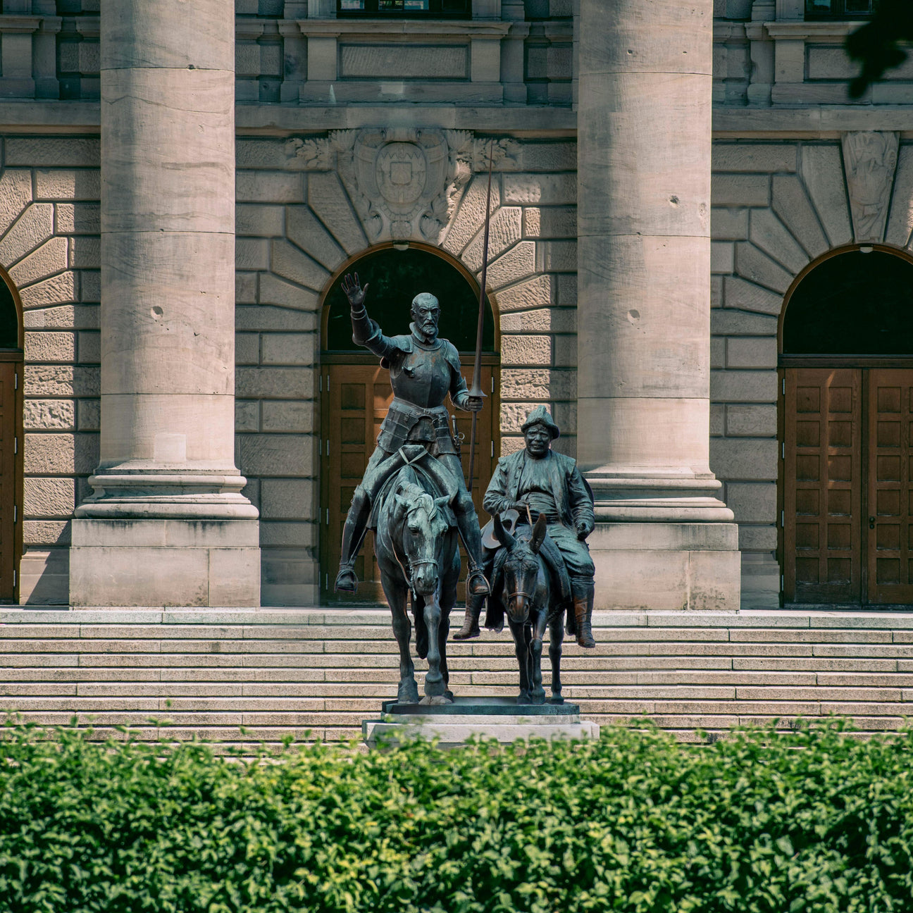 Don Quijote and Sancho Panza Statue